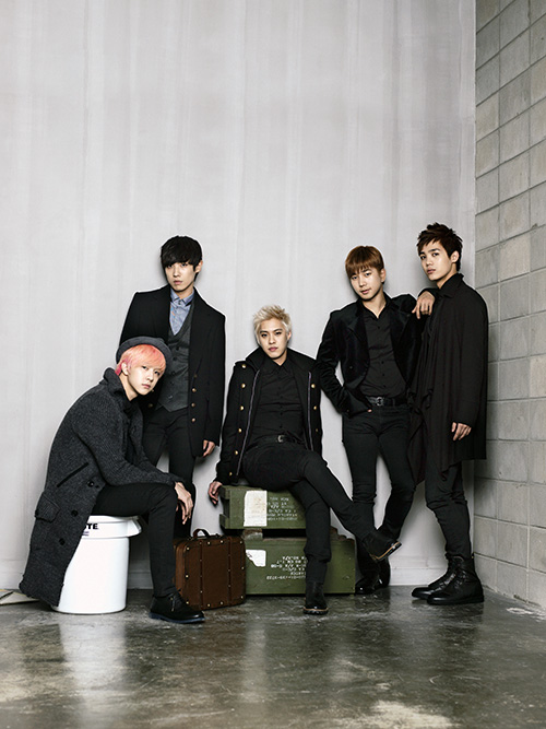 엠블랙 캘린더 2014 1.jpg